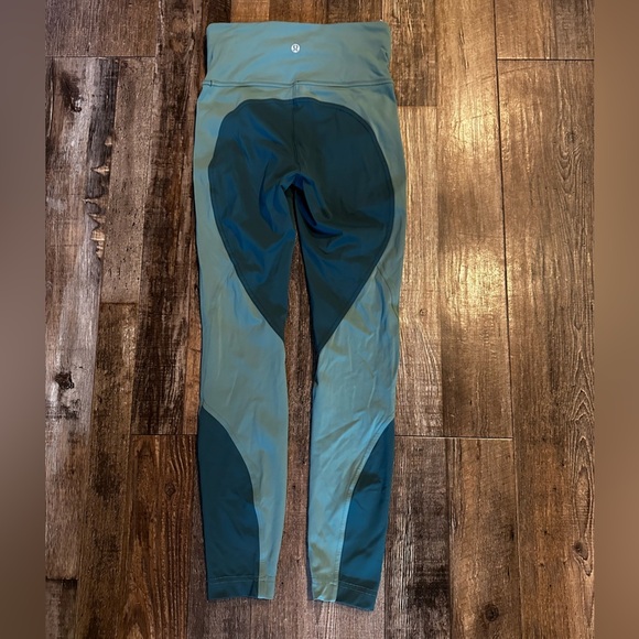 Lululemon Wake & Train Tight *28" Green Jasper / Frosted Pine SIze 4 - Picture 3 of 3